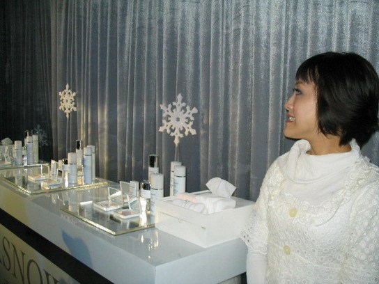 Dior 雪晶靈極淨透白 v.s. 癮誘絕色唇膏派對