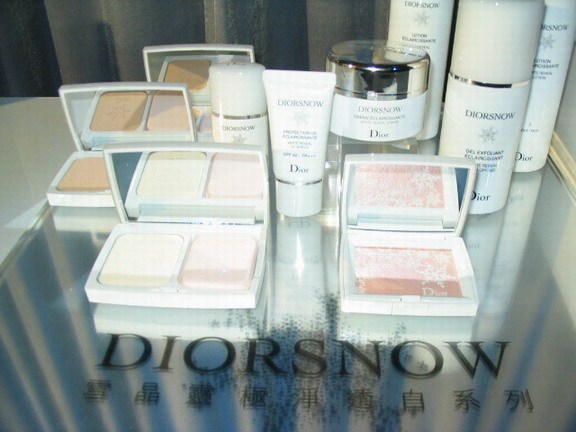 Dior 雪晶靈極淨透白 v.s. 癮誘絕色唇膏派對