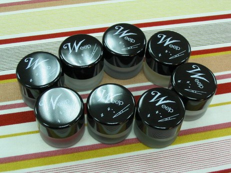 Wee`p 極致電眼驚燦眼線膠組全8色 & 跟小偉老師的初會面
