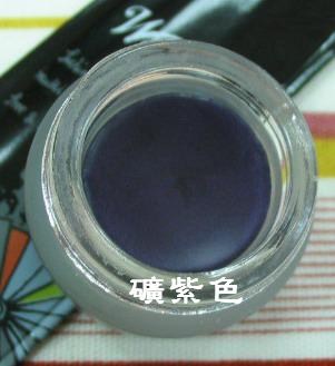 Wee`p 極致電眼驚燦眼線膠組全8色 & 跟小偉老師的初會面