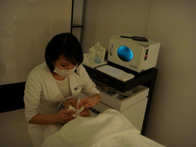 CHANEL 偷些時光享受一下悠閒的貴婦SPA