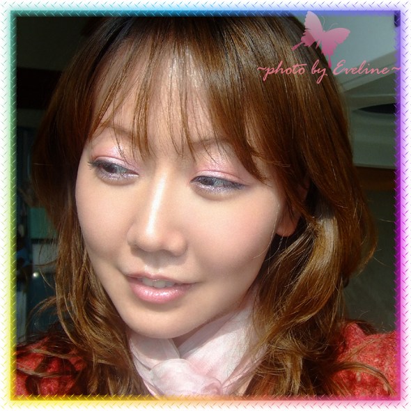 *stila潘朵拉粉紅盤妝容 甜美淑女風