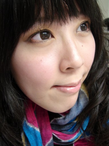 溫暖感的微醺橘眼妝