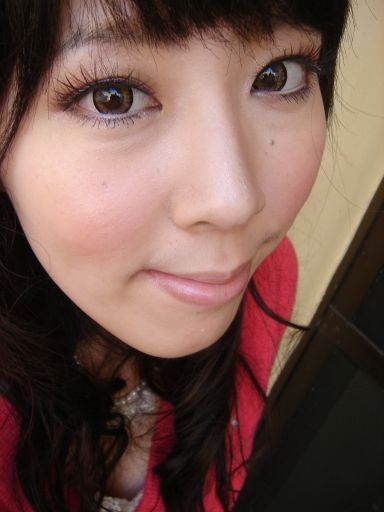 甘辛風的紅褐色眼妝