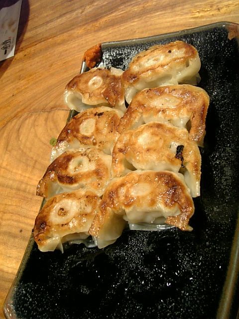 就是要這樣享受美食!!