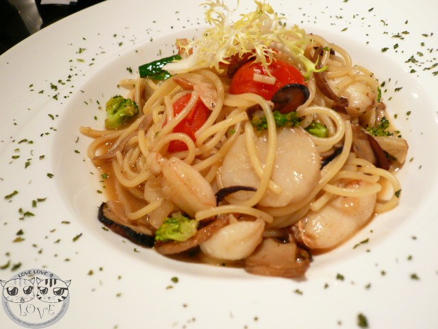 東區最夯....Dazzling Cafe L`OREAL Paris 部落客餐會花絮篇