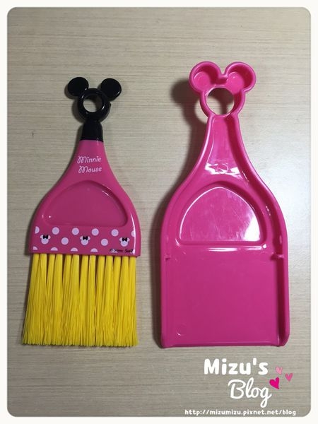 【_* DASIO 大創好好買 - DAISO X Disney -米妮桌用小畚斗