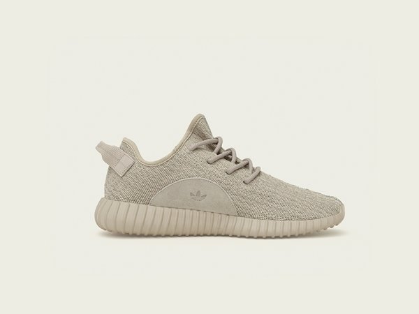 沒個YEEZY BOOST 350怎麼「型」!