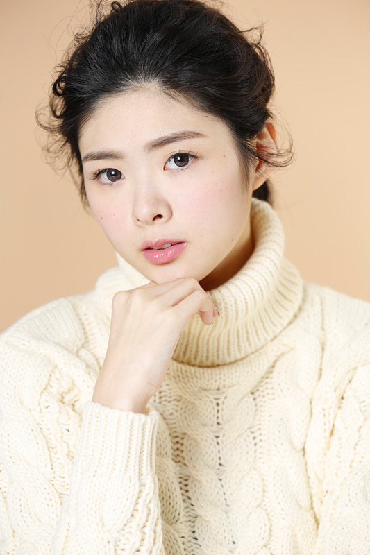 [人气新星]2015超人气新星第1弹 让人无法移开视线的魅力女---艾莉