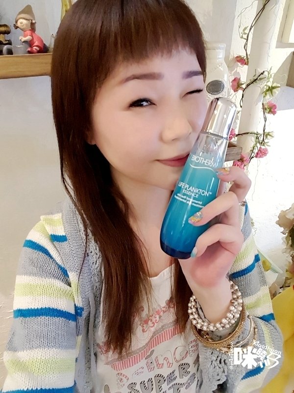 碧兒泉 神保濕搖搖保濕奇蹟水-奇蹟活源精露 拍一拍就是亮.jpg