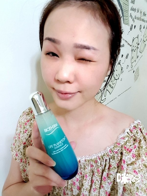 碧兒泉 神保濕搖搖保濕奇蹟水-奇蹟活源精露 拍一拍就是亮.jpg