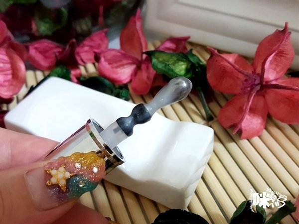 Lancome 蘭蔻 小黑瓶家族 超進化肌因賦活露+超進化肌因亮眼精粹.jpg