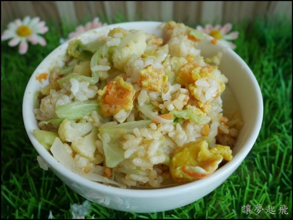 【食譜】時蔬蛋炒飯(以梅爾雷赫冷壓初榨橄欖油示範)
