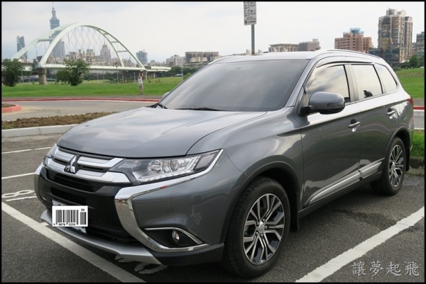 【汽車隔熱紙推薦】超強隔熱、透視度佳、安全防爆、舒適美觀的桑瑪克尊爵隔熱紙 (前檔XC40、車身KC15(隱密性組合)