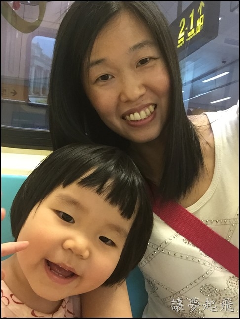 【南勢角站加慕秀Hair Salon】讓自然捲的毛躁髮變得柔順有光澤的頂級護髮新療程~「美國佳芙髮質矯正離子護」