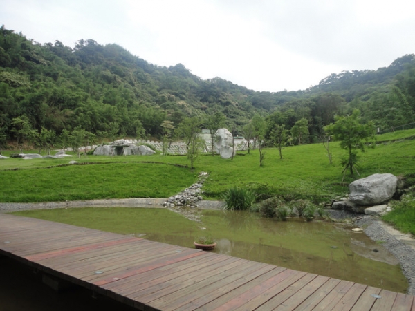 發現中研院裡的登山步道