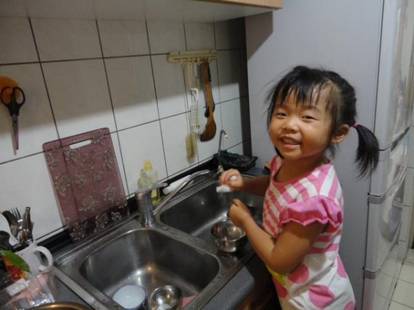 CINDY做家事之洗碗篇
