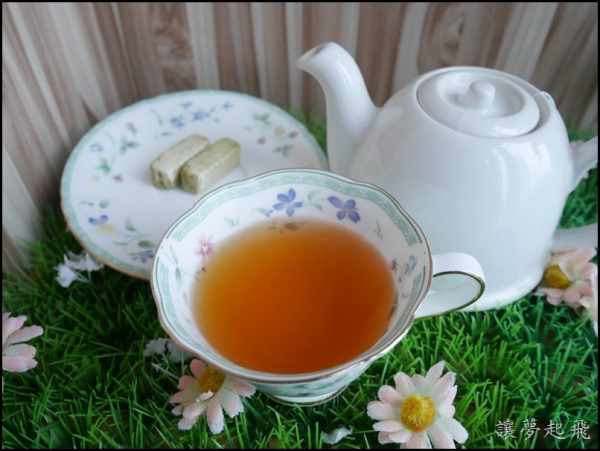 送禮好選擇~包裝超精緻的廣方圓日月潭紅茶/山茶禮盒(茶葉禮盒/中秋禮盒)