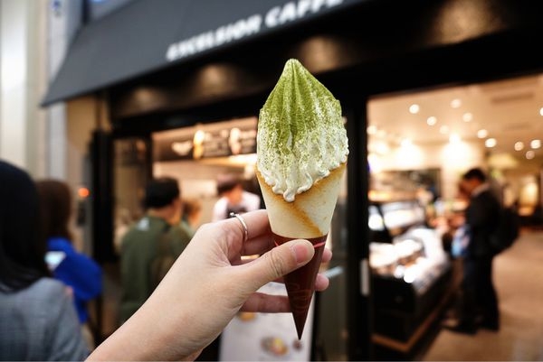 【2017大阪自由行心齋橋美食推薦】CREMIA 香濃薄脆餅霜淇淋 心齋橋夏日排隊美食