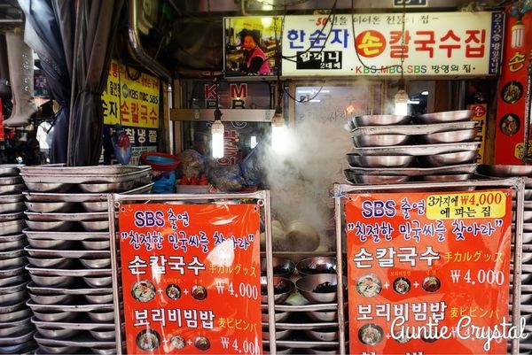 【2017首爾自由行✈南大門美食推薦】韓順子奶奶刀切麵 清爽Q彈刀切麵 吃膩了重口味美食 吃這就對啦!(必吃 會賢站)