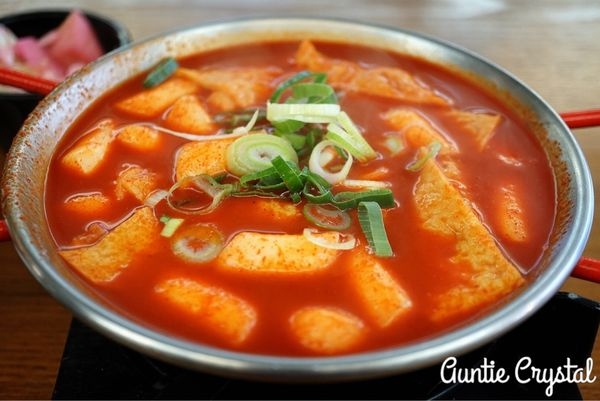 【2017首爾自由行✈三清洞美食推薦】三清洞湯式辣炒年糕總店 下雪天吃辣年糕配pizza 甜辣醬汁好百搭 怎麼吃都好吃推薦!