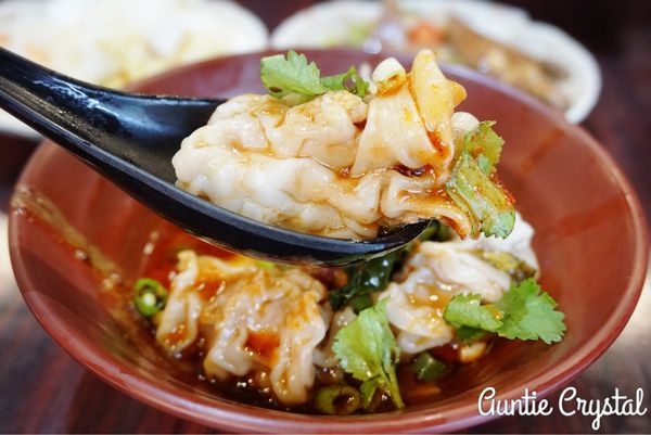 【台北美食推薦】四川成都西紅柿總店 萬芳醫院對面人氣麵食館 抄手好吃推薦!(景美美食 小吃)