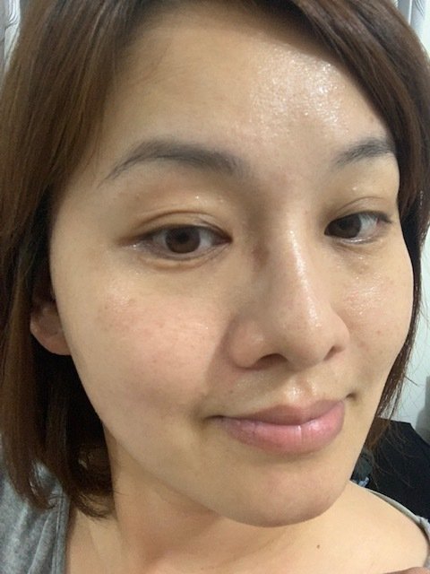 【臉部保養】MIT無酒精.無香精保養品 - Angie Palace安婕絲 淨白花萃果凍化妝水、99玻尿酸保濕液、淨白花萃臉部乳液,全膚質適用的清爽保養品。