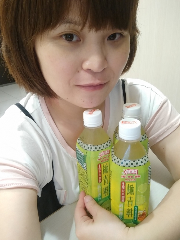 |美食料理。體驗|想享受正宗港式味道, 快點到全家便利店購買鴻福堂鹹青檸品嚐一下吧!