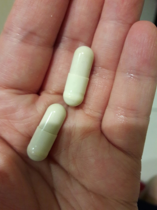 利用胶囊服用起来无色无味
