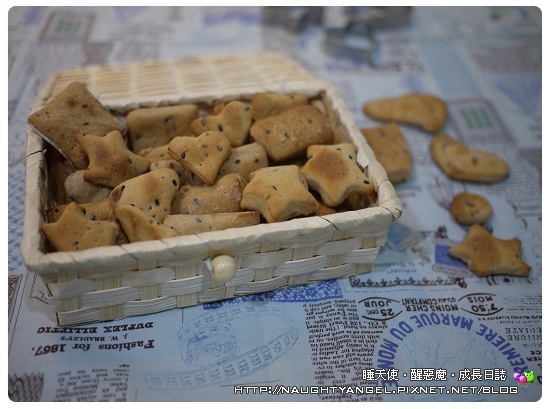 Panasonic 105T‧黑芝麻巧克力蘇打餅