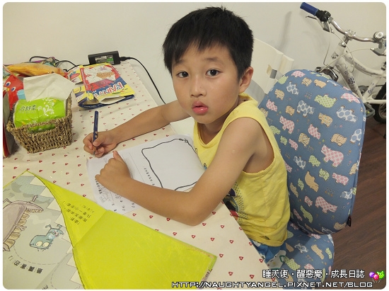 【超激推】價格漂亮又超優質的守習LOGIS新二代兒童椅/成長椅