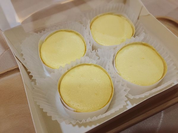 20170127_170127_0017 高雄爆紅超人氣排隊手作甜點::小黃窩窩,行動ㄅㄨㄅㄨ餐車,終於有店面了
