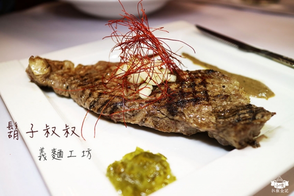 【板橋美食】『鬍子叔叔-義麵工坊』板橋國光店/平價義式料理/CP值高/排餐/燉飯/義大利麵/家庭聚餐/約會/免費WiFi