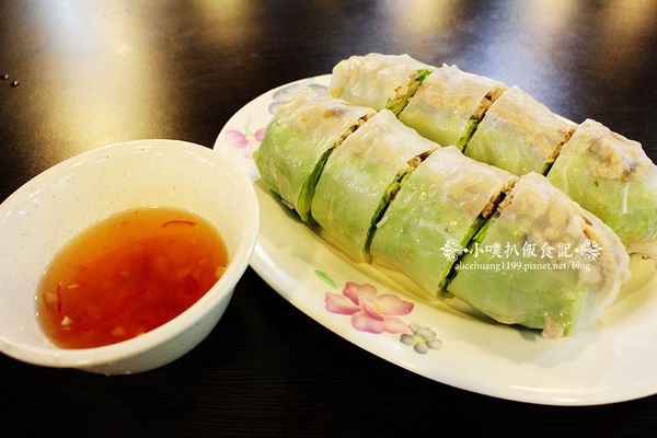 【台北美食】南門市場~金龍肉脯行&立家湖州粽&鍾家桂芬小吃(逛不完的傳統市場)