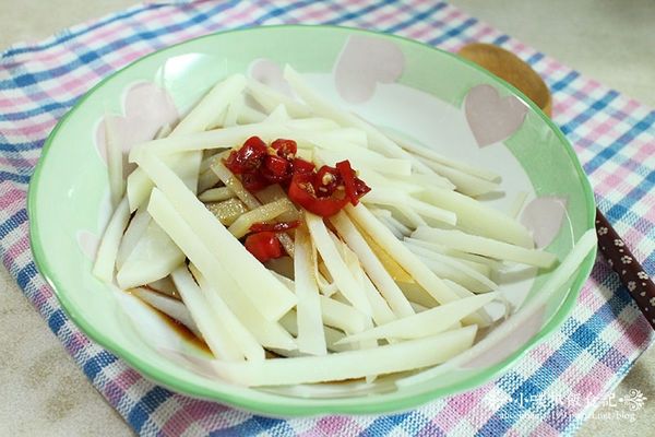 【小噗廚房】涼拌開胃小菜~(酸辣)涼拌土豆絲(食譜)