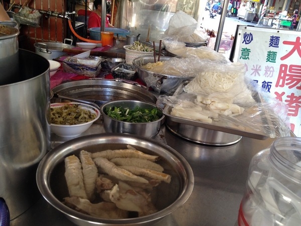 &amp;amp;lt;小吃&amp;amp;gt;大腸豬血湯-乾麵+豬血湯,活力早餐又一枚!!