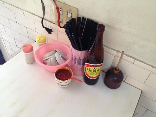 &amp;amp;amp;amp;amp;amp;amp;amp;amp;lt;小吃&amp;amp;amp;amp;amp;amp;amp;amp;amp;gt;大腸豬血湯-乾麵+豬血湯,活力早餐又一枚!!
