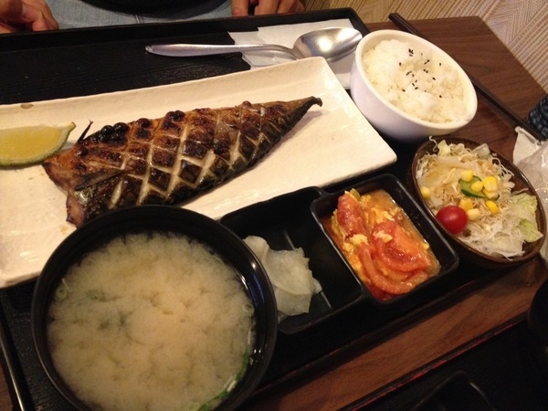 &amp;amp;amp;amp;amp;amp;amp;amp;amp;amp;amp;amp;amp;amp;amp;lt;日式餐廳&amp;amp;amp;amp;amp;amp;amp;amp;amp;amp;amp;amp;amp;amp;amp;gt;吉里吉里和食屋-爆熱量炸物咖哩飯和日式定食的優雅交會
