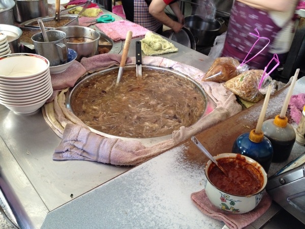 &amp;amp;amp;amp;lt;小吃&amp;amp;amp;amp;gt;大腸豬血湯-乾麵+豬血湯,活力早餐又一枚!!