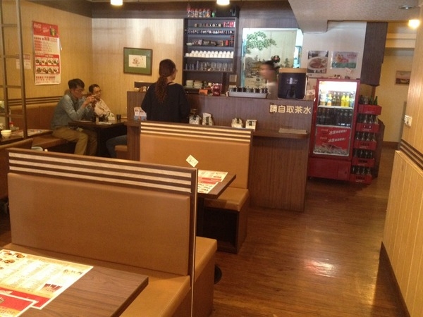 &amp;amp;amp;lt;日式餐廳&amp;amp;amp;gt;吉里吉里和食屋-爆熱量炸物咖哩飯和日式定食的優雅交會