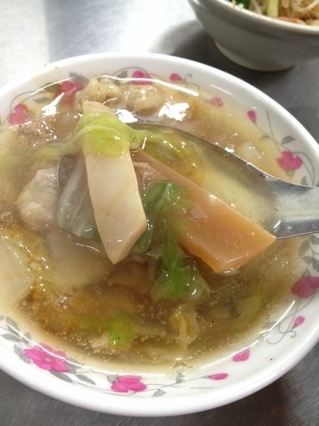 &amp;amp;amp;amp;amp;amp;amp;amp;amp;amp;amp;amp;amp;lt;小吃&amp;amp;amp;amp;amp;amp;amp;amp;amp;amp;amp;amp;amp;gt;國珍魯肉麵-在地人的元氣早餐,魯肉麵+魷魚肉羹