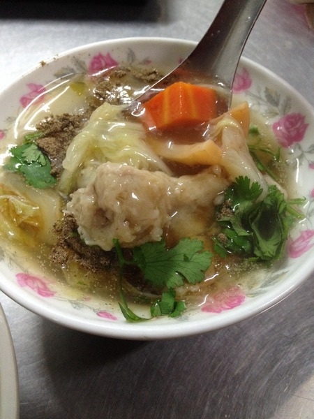 <小吃>國珍魯肉麵-在地人的元氣早餐,魯肉麵+魷魚肉羹