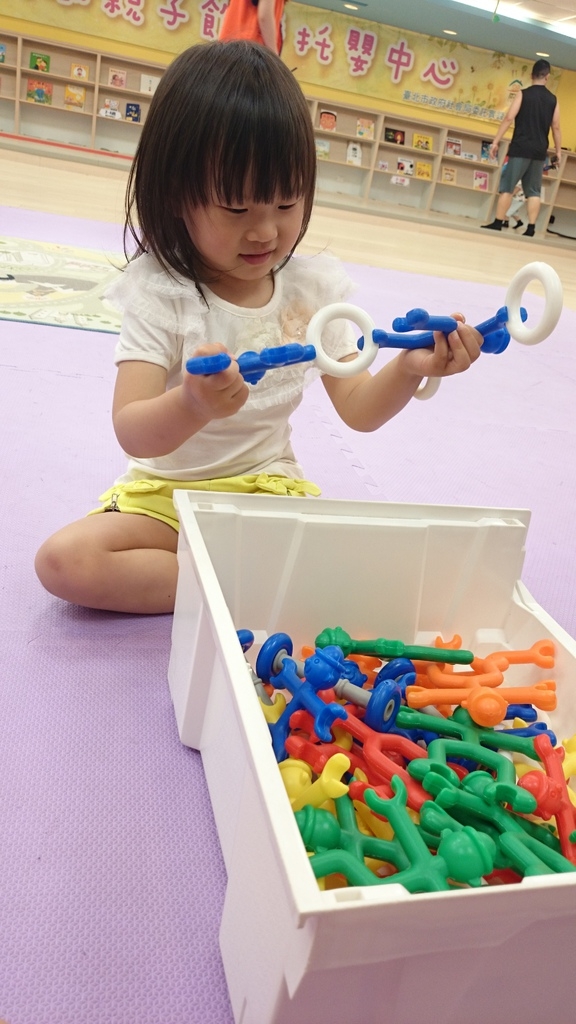 免費~臺北市親子館及育兒友善園網站-內湖親子館