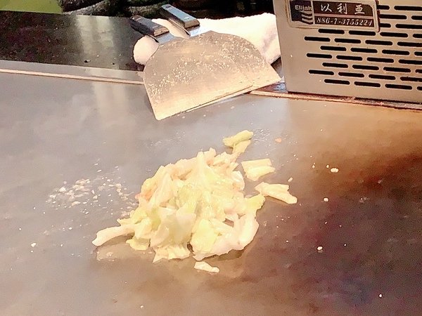 「松山區美食推薦」新鮮加拿大龍蝦海鮮肉品食材現做家庭聚會約會商務宴客首選-饗瘦創意鐵板燒直擊分享