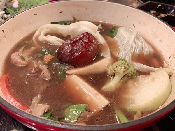 「台北民生社區美食」閨蜜情侶家庭聚會公司聚餐最佳安心健康美味網美餐廳首選-有機之星五星認證餐廳「喜園涮涮鍋民生浪漫店」直擊分享 「台北民生社區美食」閨蜜情侶家庭聚會公司聚餐最佳安心健康美味網美餐廳首選-有機之星五星認證餐廳「喜園涮涮鍋民生浪漫店」直擊分享