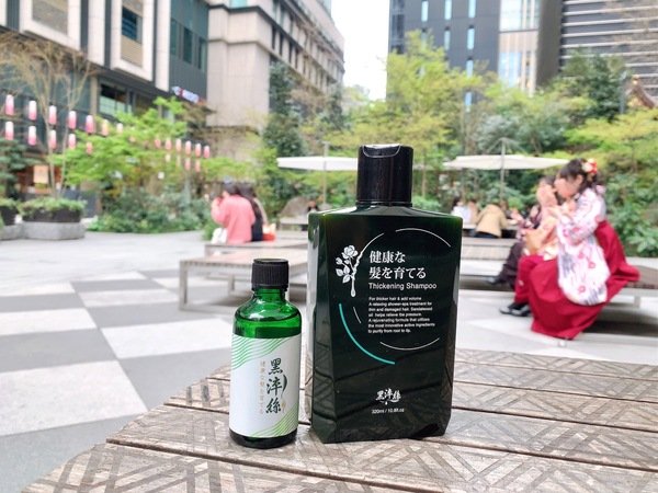 「洗髮精推薦」孕育豐盈髮絲最佳日常守護聖品-黑淬絲賦活洗髮精 與黑淬絲植萃賦活養髮液開箱分享