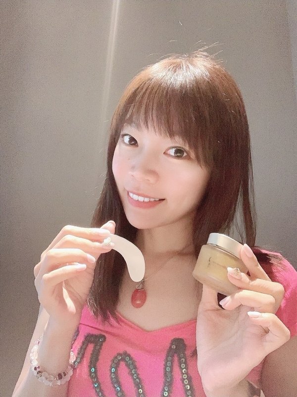 「保養」日本專屬美容通路長達40年名媛貴婦肌膚維持透明感秘密武器-日本Miho美穗金箔化妝水120ml MARIGOLD LOTION 與滋養霜 35g MOISTURE CREAM高級保養品開箱分享