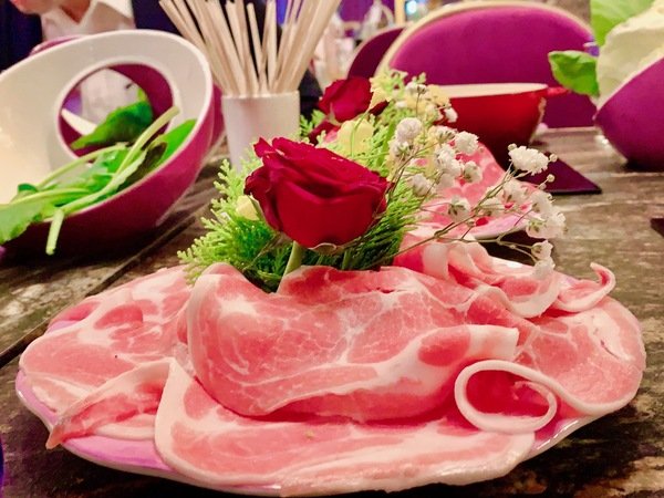 「台北民生社區美食」閨蜜情侶家庭聚會公司聚餐最佳安心健康美味網美餐廳首選-有機之星五星認證餐廳「喜園涮涮鍋民生浪漫店」直擊分享 「台北民生社區美食」閨蜜情侶家庭聚會公司聚餐最佳安心健康美味網美餐廳首選-有機之星五星認證餐廳「喜園涮涮鍋民生浪漫店」直擊分享