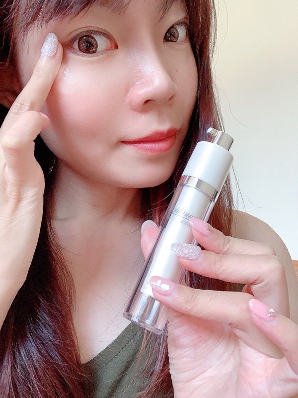 「保養」每日肌膚透亮煥白修護抗齡保養聖品-Youhouse花漾美人禮盒組美白保濕八件組開箱分享