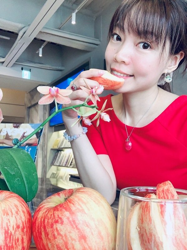「台中水果禮盒推薦」萬泰水果國外進口直送到府,新鮮完整智利袋裝蘋果水果開箱分享 「台中水果禮盒推薦」萬泰水果國外進口直送到府,新鮮完整智利袋裝蘋果水果開箱分享